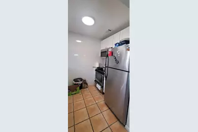 712 W 21st Street #303, Austin, TX 78705 - Photo 7