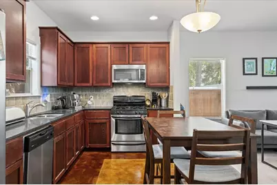 3304 E 5th Street #B, Austin, TX 78702 - Photo 5