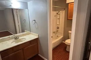 7214 Lilac Ln, Austin, TX 78745 - Photo 11