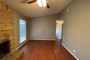 7214 Lilac Ln, Austin, TX 78745 - Photo 3
