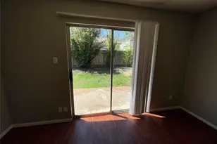 7214 Lilac Ln, Austin, TX 78745 - Photo 9