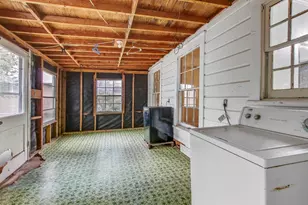 1403 Burns Blvd, Taylor, TX 76574 - Photo 19