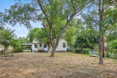 1403 Burns Boulevard, Taylor, TX 76574 - Photo 29