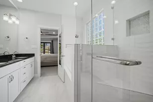 512 Sunny Ln, Austin, TX 78704 - Photo 33