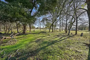 105 Deep Lake Cir, Liberty Hill, TX 78642 - Photo 21