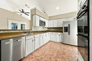105 Deep Lake Cir, Liberty Hill, TX 78642 - Photo 7