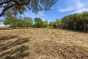 871 Political Rd, Lockhart, TX 78644 - Photo 29