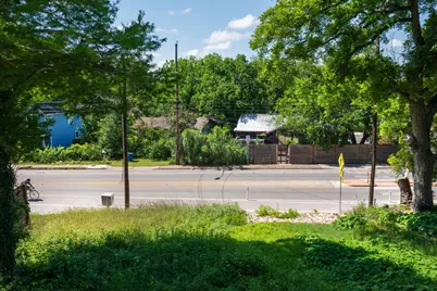 3600 Oak Springs Drive, Austin, TX 78721 - Photo 7