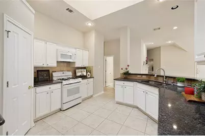 9000 Deurne Drive, Round Rock, TX 78681 - Photo 9