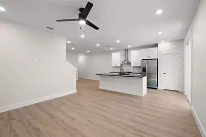 5512 Mobeetie Loop, Bee Cave, TX 78738 - Photo 3