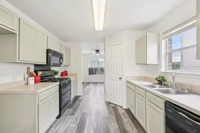 326 Covent Drive, Kyle, TX 78640 - Photo 11