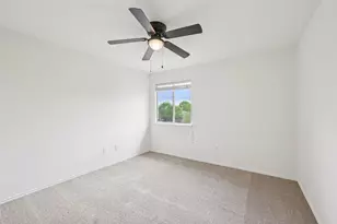 326 Covent Dr, Kyle, TX 78640 - Photo 29
