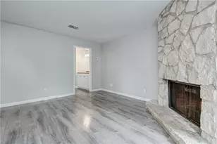 4307 S 1st St, Austin, TX 78745 - Photo 9