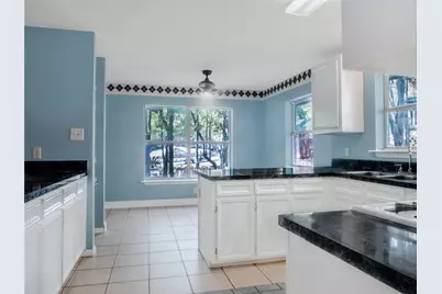 1107 Delano Street, Austin, TX 78721 - Photo 3