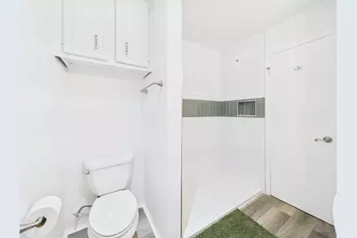 806 W 24th Street #300, Austin, TX 78705 - Photo 13