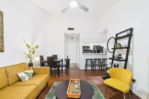 806 W 24th St, Austin, TX 78705 - Photo 3