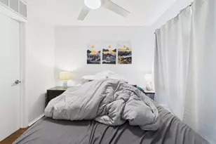 806 W 24th St, Austin, TX 78705 - Photo 19