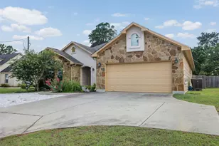 220 Tahitian Dr, Bastrop, TX 78602 - Photo 3