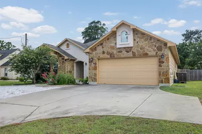 220 Tahitian Drive, Bastrop, TX 78602 - Photo 3