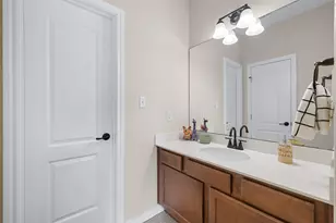 220 Tahitian Dr, Bastrop, TX 78602 - Photo 21