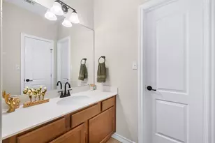 220 Tahitian Dr, Bastrop, TX 78602 - Photo 23