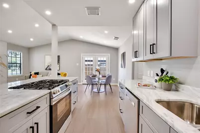 803 Kavanagh Drive, Austin, TX 78748 - Photo 11