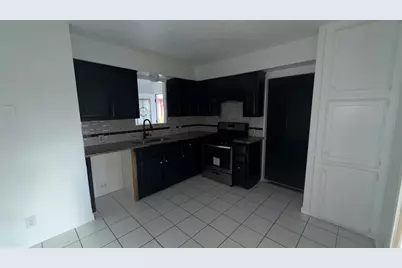 1303 Bonnie Brae Street #B, Austin, TX 78753 - Photo 5