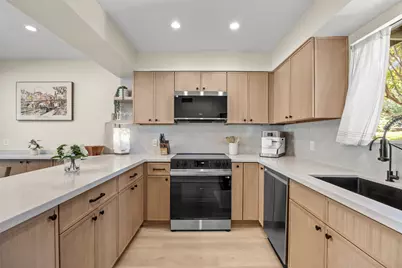 1304 Mariposa Drive #132, Austin, TX 78704 - Photo 7