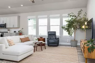 167 Victoria Peak Loop, Dripping Springs, TX 78620 - Photo 17