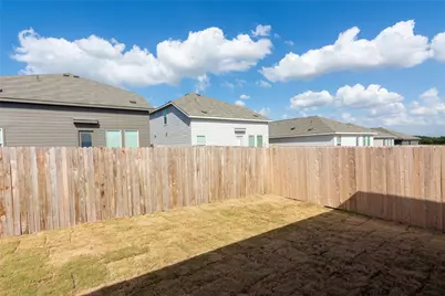 149 Starpacker Lane, Jarrell, TX 76537 - Photo 7