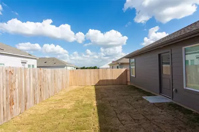 149 Starpacker Lane, Jarrell, TX 76537 - Photo 29
