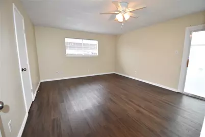 2000 Millay Drive, Austin, TX 78752 - Photo 17