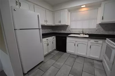 2000 Millay Drive, Austin, TX 78752 - Photo 11