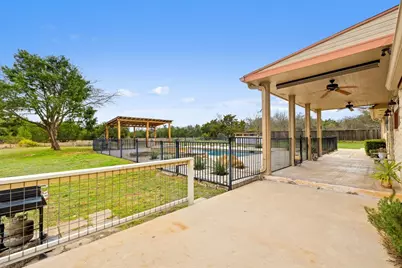 911 Oak Meadow Drive, Dripping Springs, TX 78620 - Photo 25