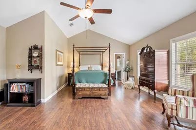 911 Oak Meadow Drive, Dripping Springs, TX 78620 - Photo 19