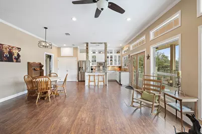 911 Oak Meadow Drive, Dripping Springs, TX 78620 - Photo 11