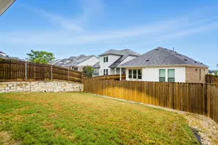 12704 Bloomington Dr, Austin, TX 78748 - Photo 31