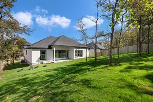 127 Hilea Ct, Bastrop, TX 78602 - Photo 23