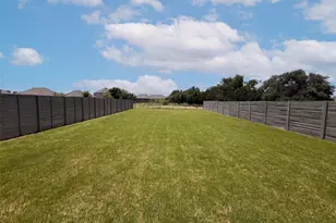 424 Wolf Springs Rd, Georgetown, TX 78628 - Photo 15