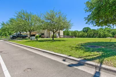 6204 Yaupon Drive, Austin, TX 78759 - Photo 5