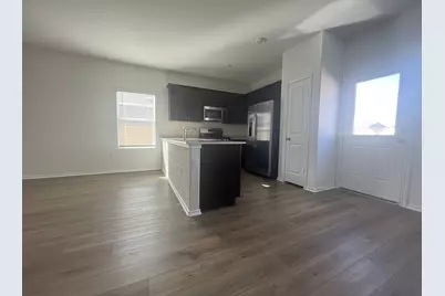 13721 Menard Way, Elgin, TX 78621 - Photo 5