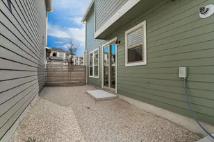 8208 Springsteen Dr, Austin, TX 78744 - Photo 17