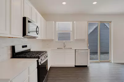 8208 Springsteen Drive, Austin, TX 78744 - Photo 7