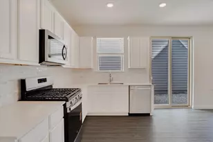 8208 Springsteen Dr, Austin, TX 78744 - Photo 7