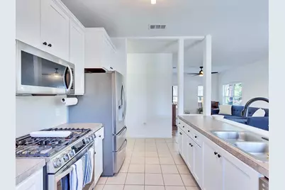 7308 Meador Avenue, Austin, TX 78752 - Photo 13