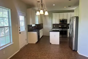 1318 Willow Bluff Dr, Pflugerville, TX 78660 - Photo 5