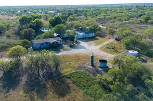 5825 Fm 1854, Dale, TX 78616 - Photo 7