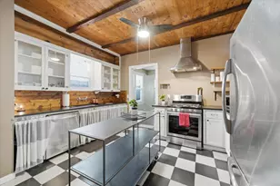 2407 Willow St, Austin, TX 78702 - Photo 5