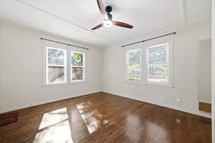 2407 Willow St, Austin, TX 78702 - Photo 9