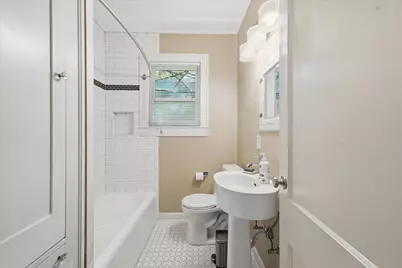 2407 Willow Street, Austin, TX 78702 - Photo 15